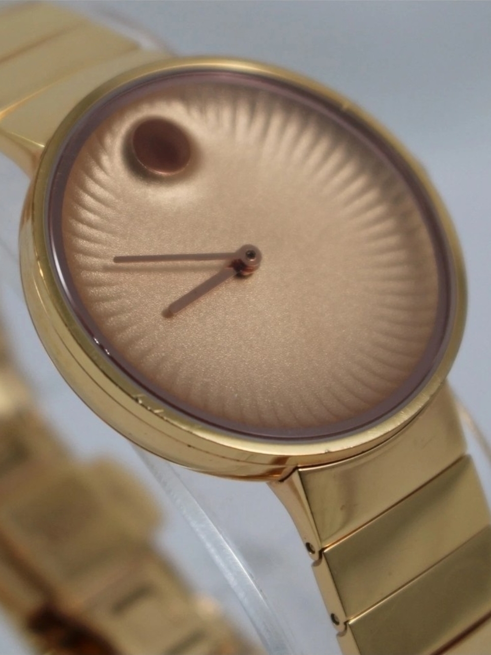 Movado Watch ROSE GOLD EDGE $995 - Picture 4 of 12